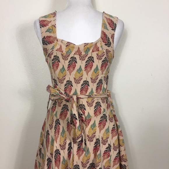 🛑🛑 SOLD!! Effie’s Heart Tan Leaf Print Dress - Picture 6 of 8